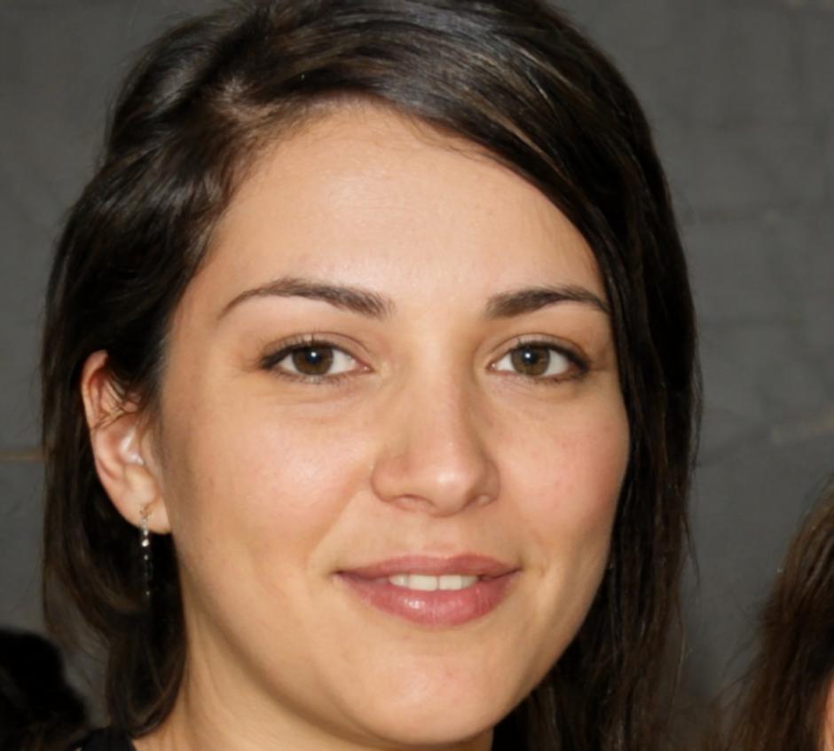 Portrait de Léonie Beaumont, formatrice en gestion budgétaire créative